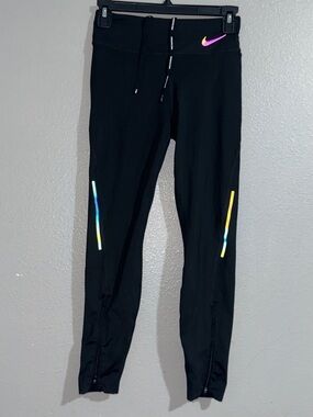 Nike  Dri-Fit mid Rise 7/8 tight running pants